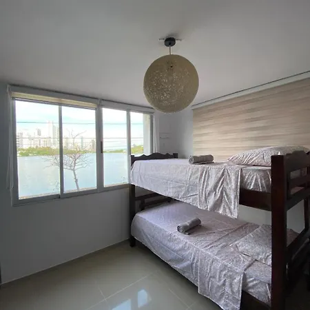 Riviere -laguito Pensión Cartagena